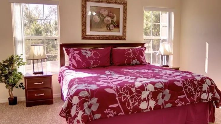 Comfort 4 Bedroom Townhome with Pool
