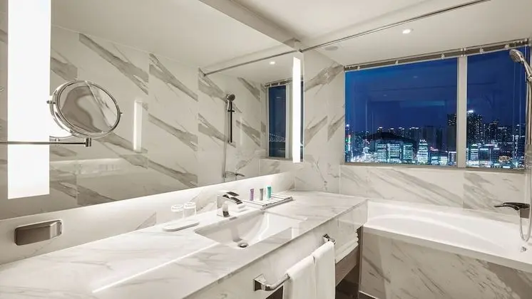 Deluxe Tek Büyük Yataklı Oda, Okyanus Manzaralı