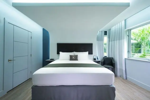 Premier Oda, 1 En Büyük (King) Boy Yatak, Balkon, Bahçe Manzaralı