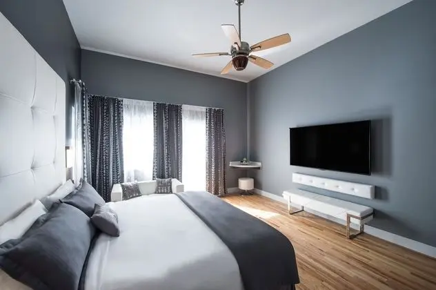 Premier Oda, 1 En Büyük (King) Boy Yatak, Balkon, Bahçe Manzaralı