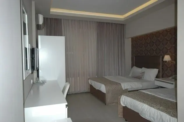 Twin, Şehir Manzaralı