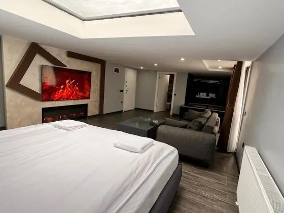 Superior Studio