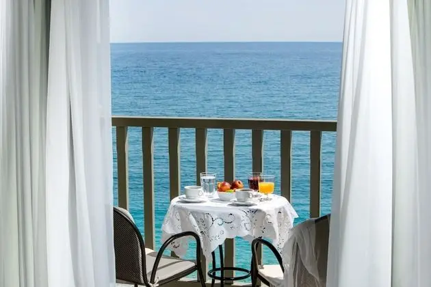 Tek Büyük Yataklı Oda, Deniz Manzaralı