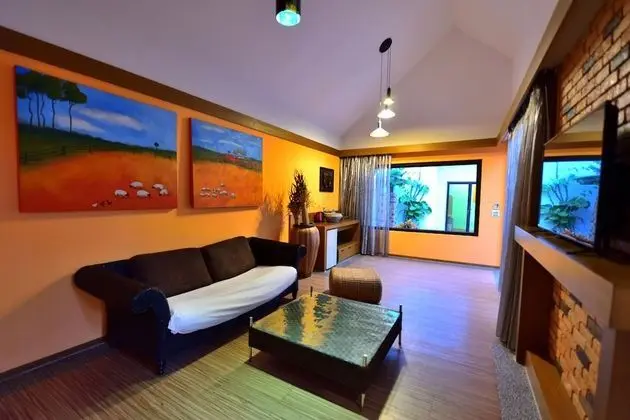 Gallery Villa, 2 Yatak Odası, Kişiye Özel Havuzlu
