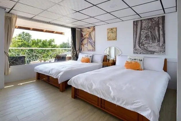 Dört Kişilik Oda, Balkon