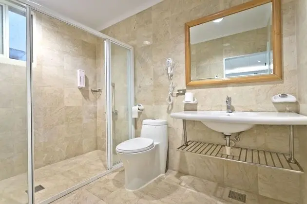 Comfort Üç Kişilik Oda (2F)