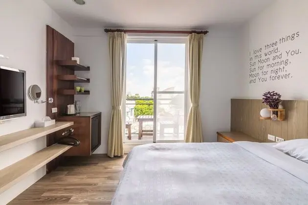 Tek Büyük Yataklı Oda, Balkon, Dağ Manzaralı