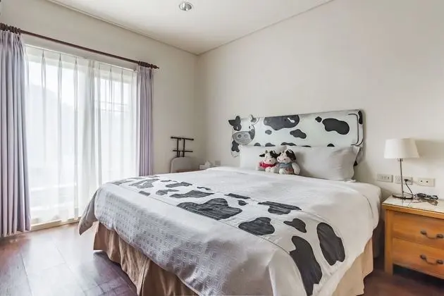 Tek Büyük Yataklı Oda, Balkon, Dağ Manzaralı