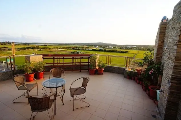 Family Oda, Birden Çok Yatak, Balkon (Bathtub)