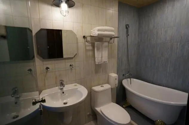 Deluxe Tek Büyük Yataklı Oda, 1 Büyük (Queen) Boy Yatak, Balkon, Denize Bakan