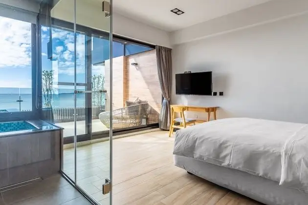 Deluxe Tek Büyük Yataklı Oda, Deniz Manzaralı