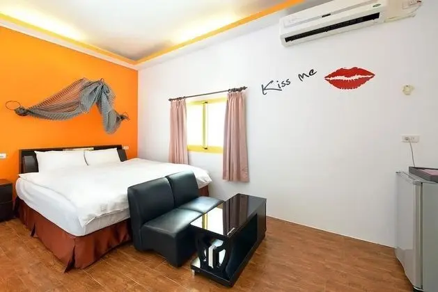Honeymoon Tek Büyük Yataklı Oda