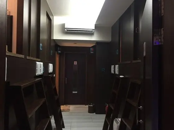 Tek Kişilik Oda, Ortak Banyo