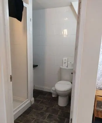 Standard Tek Büyük Yataklı Oda, Banyolu/Duşlu