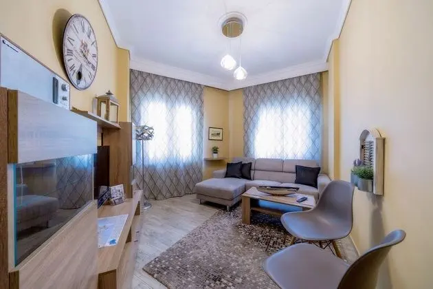 Deluxe Apart Daire (Kentrikon)
