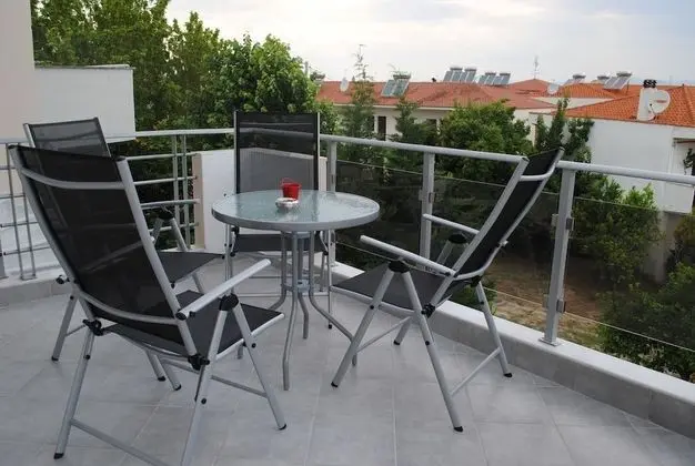 Apart Daire, Bahçe Manzaralı