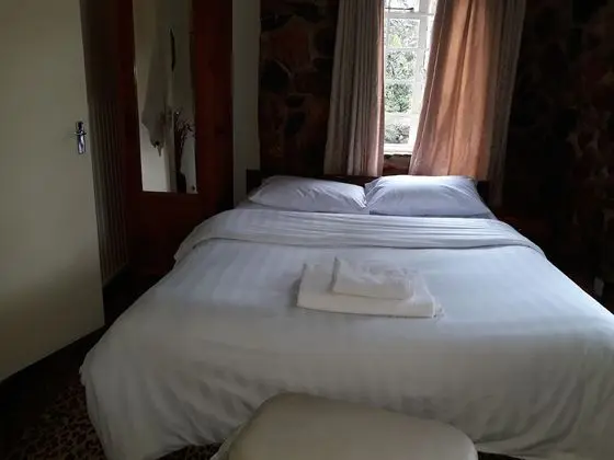 Kır Evi, Bahçe Manzaralı