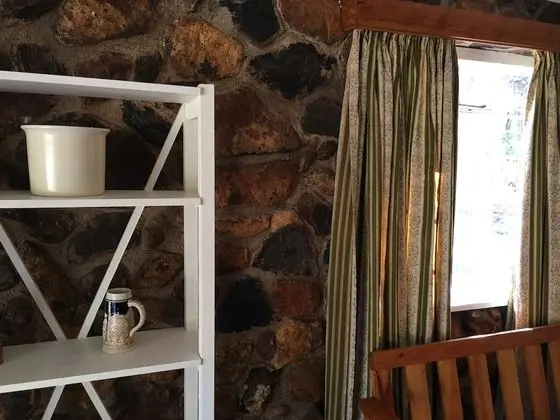 Kır Evi, Bahçe Manzaralı