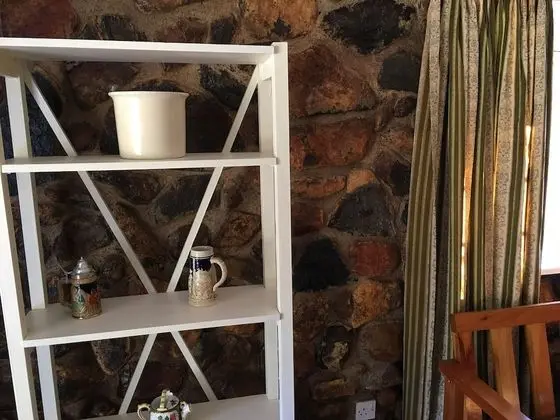 Kır Evi, Bahçe Manzaralı