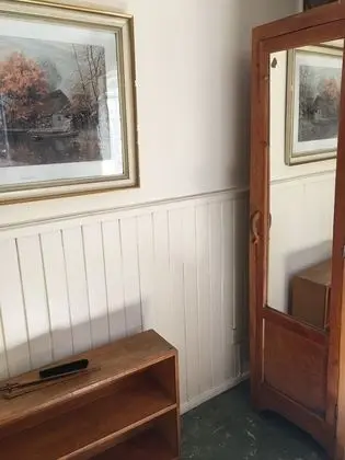 Kır Evi, Bahçe Manzaralı