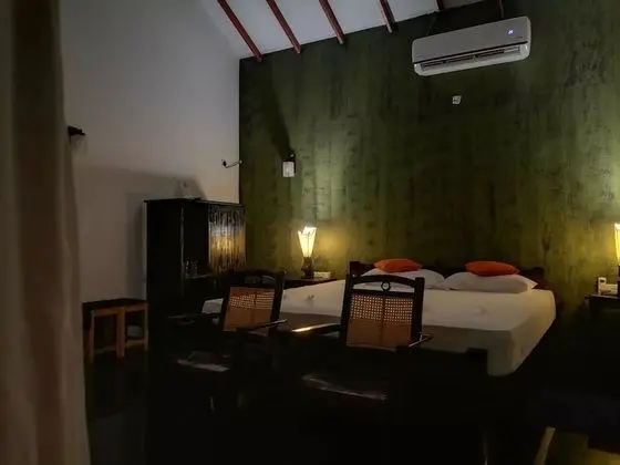 Deluxe Tek Büyük Yataklı Oda, Bahçe Manzaralı