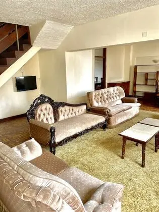 Çatı Katı Süiti (Penthouse)