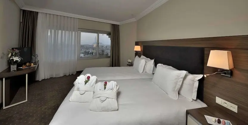 Duplex Suite Mosque View
