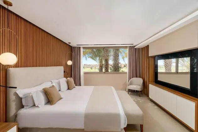 Premium Oda (2 Queen Beds, Garden View)