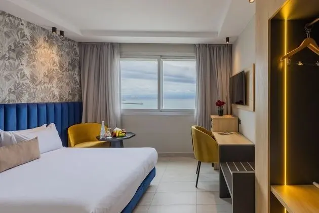 Premium Room, King Size Bed, Sea view