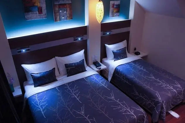 Deluxe Üç Kişilik Oda