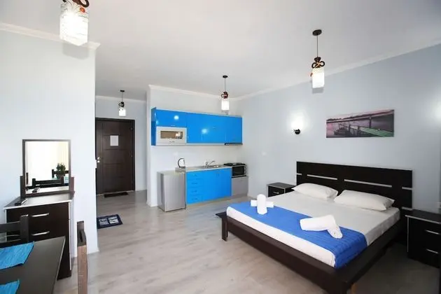 Dört Kişilik Oda, Deniz Manzaralı