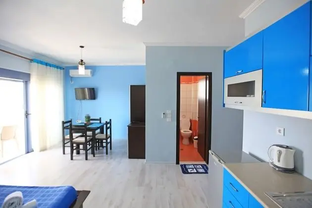 Dört Kişilik Oda, Deniz Manzaralı