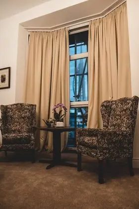 Comfort Tek Büyük veya İki Ayrı Yataklı Oda
