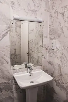 Comfort Tek Büyük veya İki Ayrı Yataklı Oda