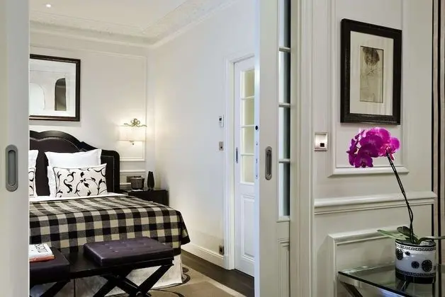 Deluxe Suite with Terrace and Eiffel Tower view (King bed 180cm and sofa bed)