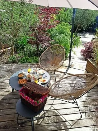 Deluxe Tek Büyük Yataklı Oda, 1 Büyük (Queen) Boy Yatak (E)