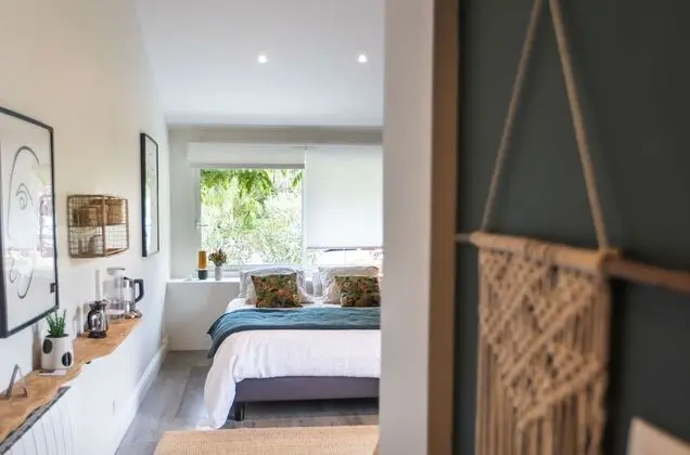 Deluxe Tek Büyük Yataklı Oda, 1 Büyük (Queen) Boy Yatak (K)