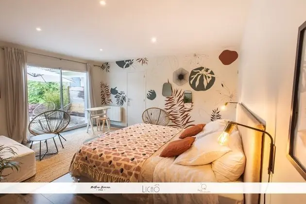 Deluxe Tek Büyük Yataklı Oda (R)