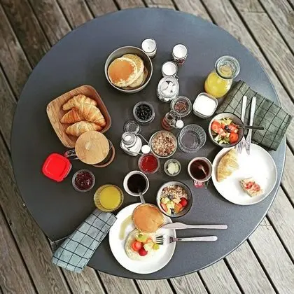 Deluxe Tek Büyük Yataklı Oda (R)