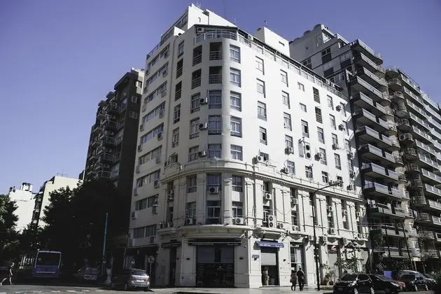 Üç Kişilik Oda