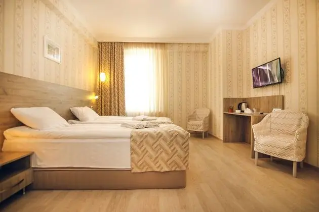 Comfort Tek Büyük veya İki Ayrı Yataklı Oda