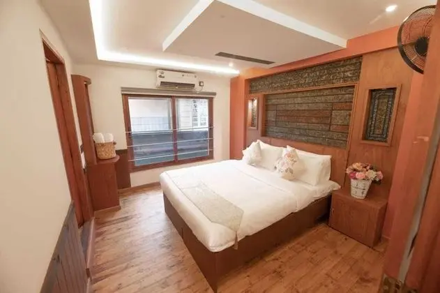 Premium Tek Büyük Yataklı Oda, Göl Manzaralı