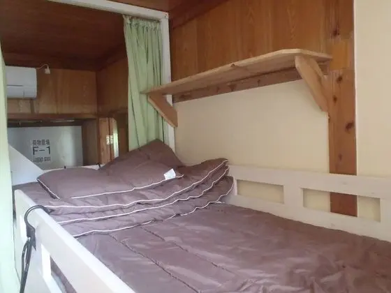 Ortak Ranzalı Oda, Sadece kadınlar için (Bunk Bed)