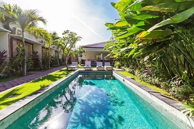 Grand Villa