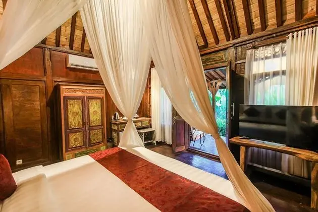 Traditional Bungalov, Bahçe Manzaralı