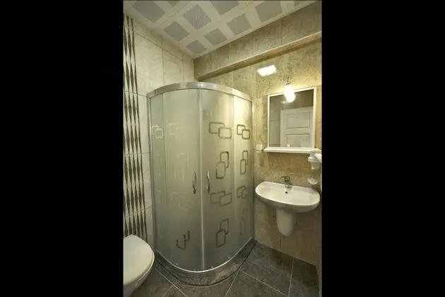 Studio, Havuz Manzaralı