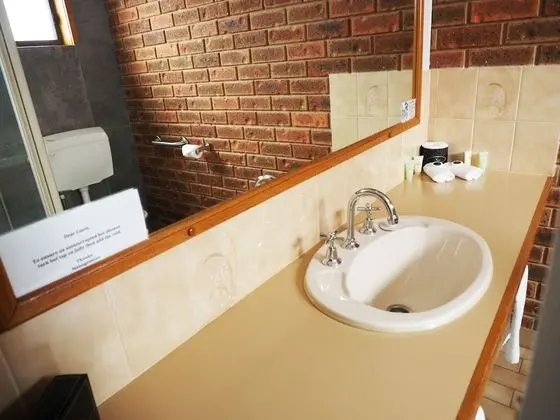 Comfort Üç Kişilik Oda, Banyolu/Duşlu