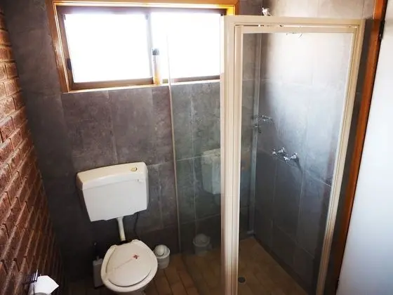 Comfort Üç Kişilik Oda, Banyolu/Duşlu