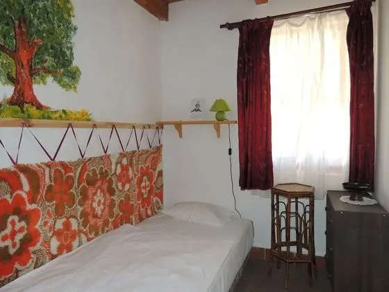 Romantic Kır Evi, 2 Yatak Odası, Havuz Manzaralı