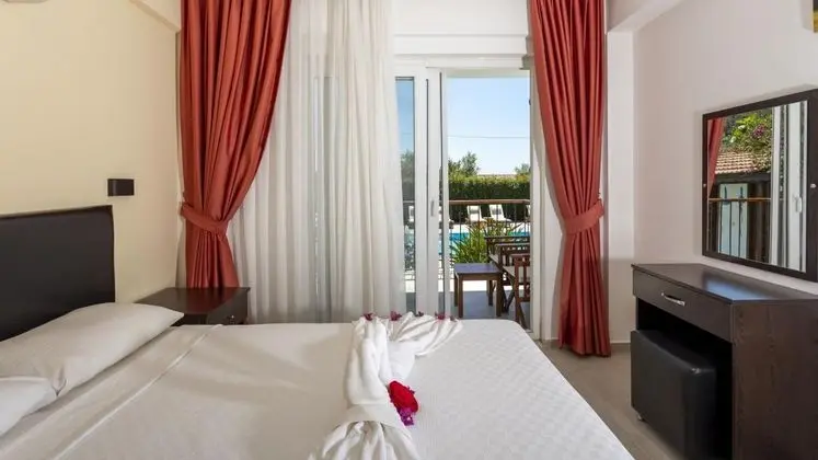 Deluxe Oda, Deniz veya Kara Manzaralı